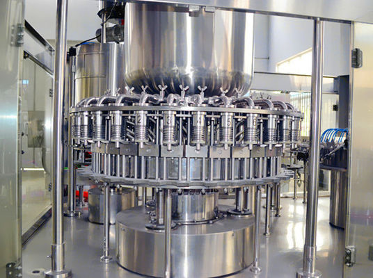 8 machine d'embouteillage automatisée de capsulage des têtes 5.8KW par SUS304